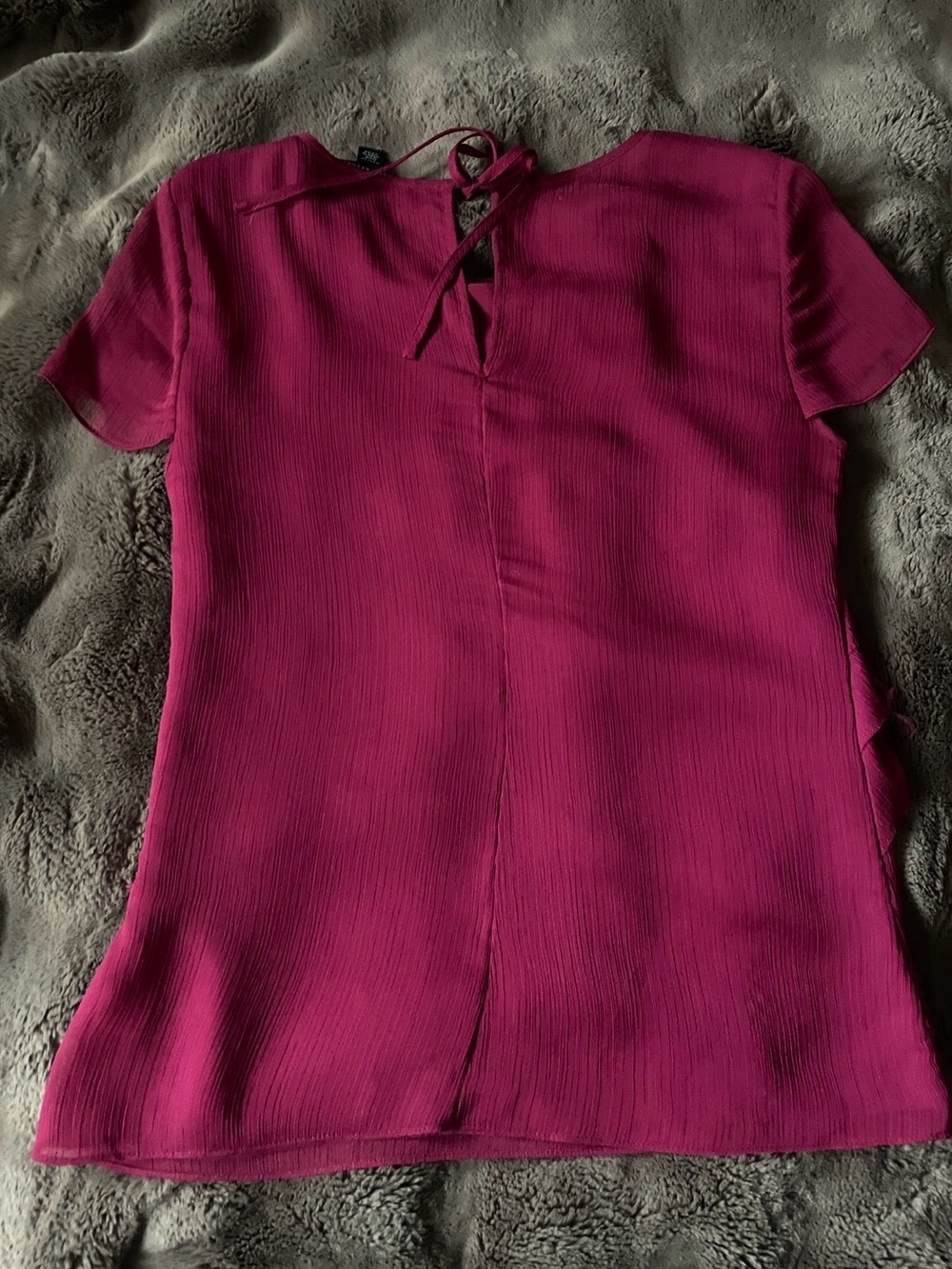Banana Republic Ruffled Short-Sleeve Blouse — Raspberry - Picture 2 of 3